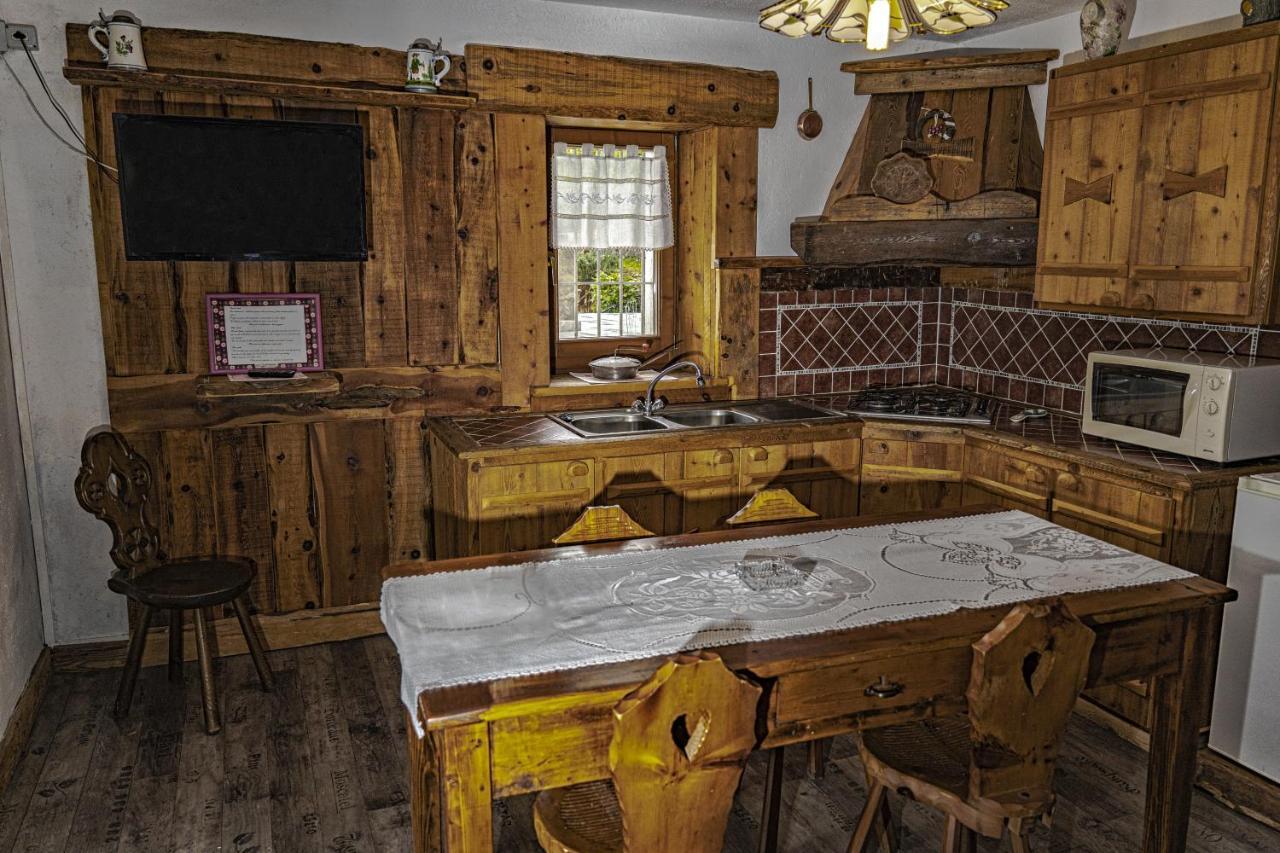 Agriturismo B&B Chevres A Cheval Charvensod Eksteriør billede