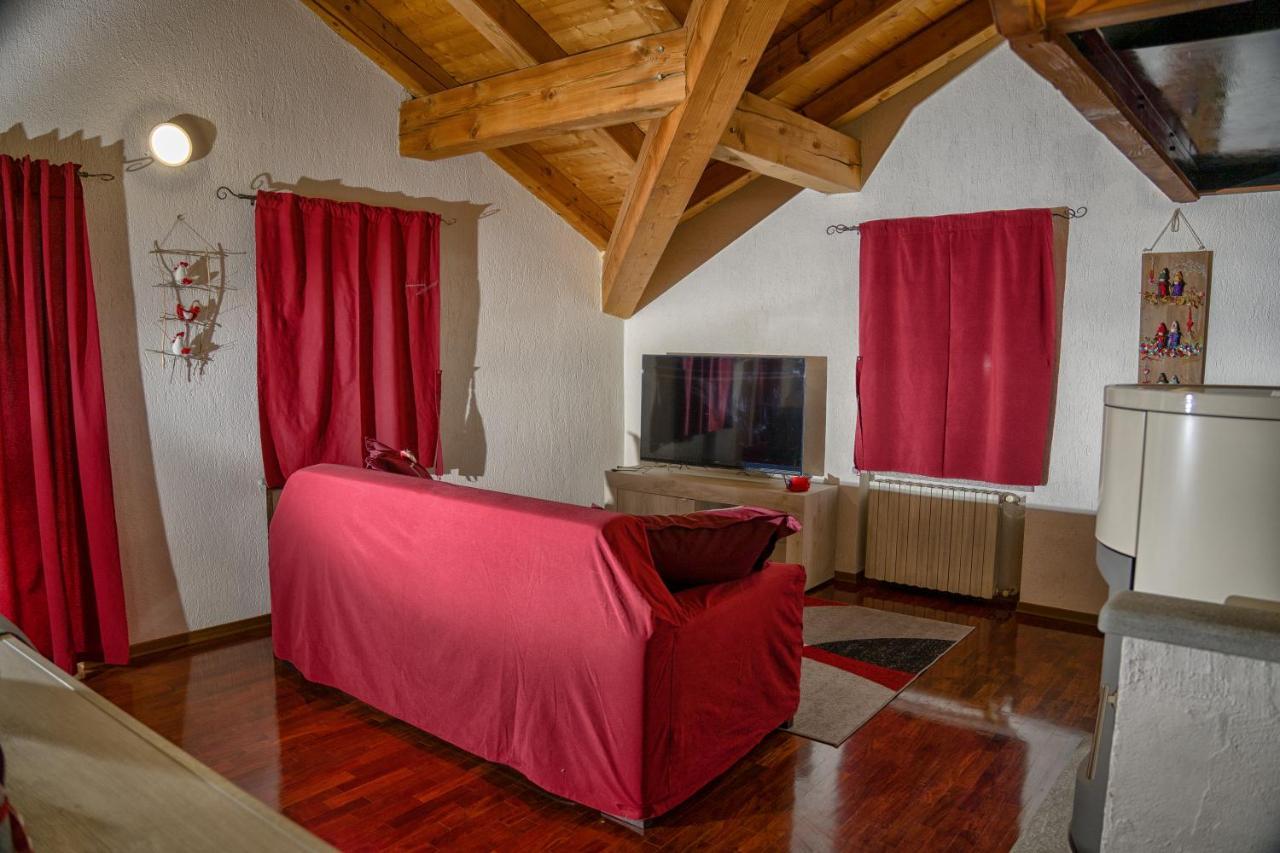 Agriturismo B&B Chevres A Cheval Charvensod Eksteriør billede