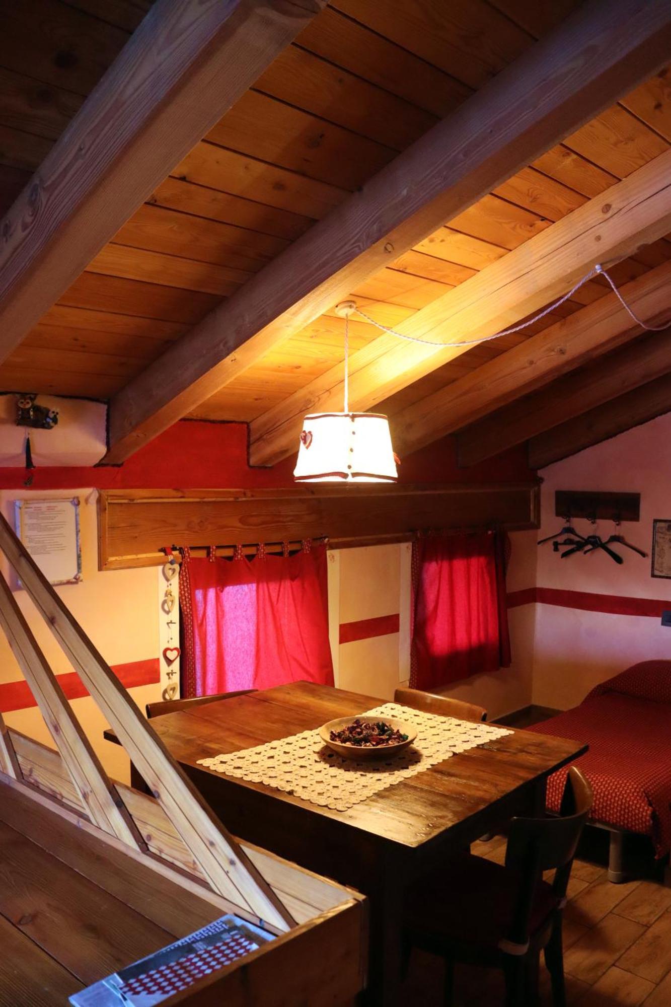 Agriturismo B&B Chevres A Cheval Charvensod Eksteriør billede