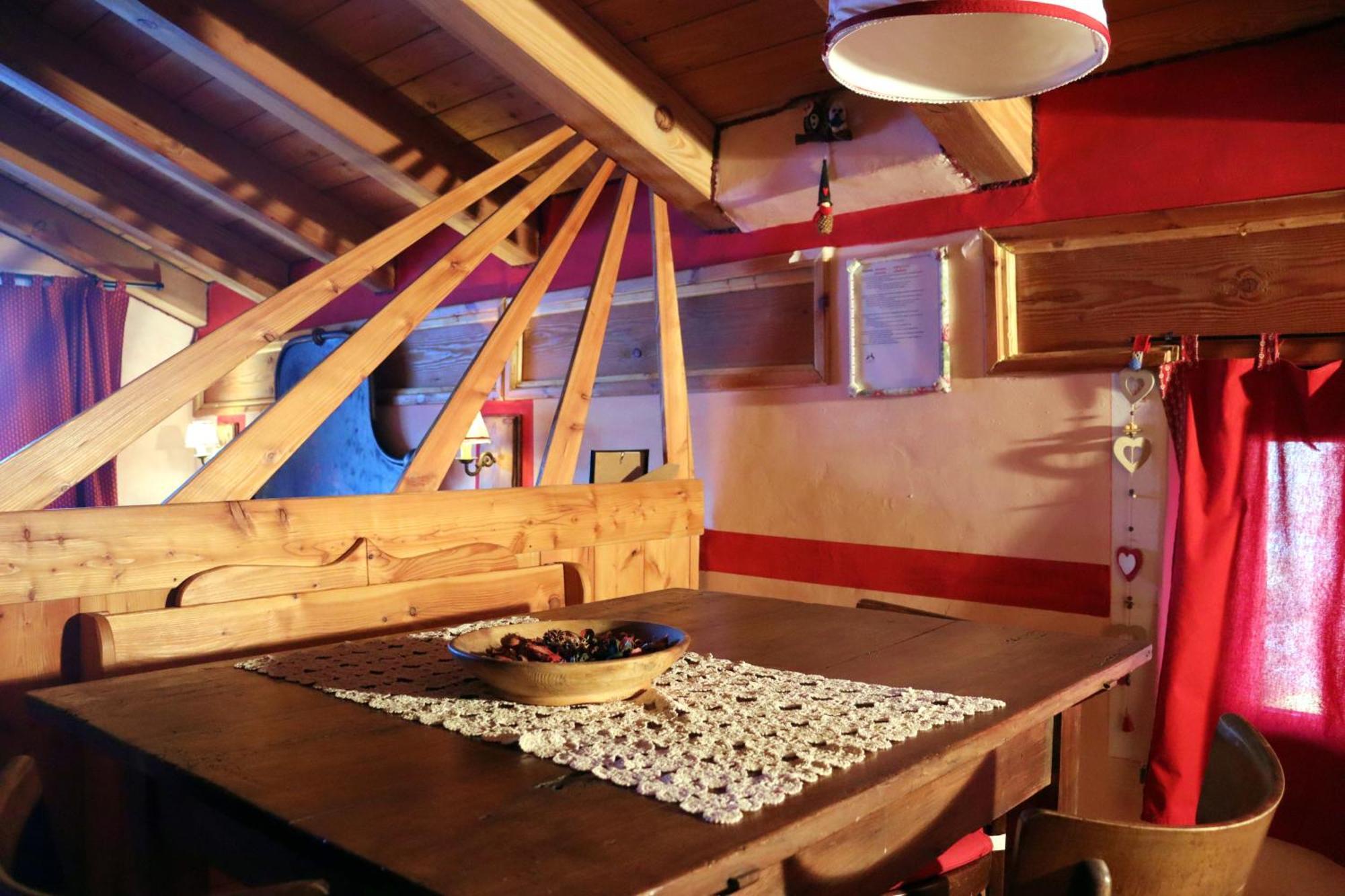 Agriturismo B&B Chevres A Cheval Charvensod Eksteriør billede