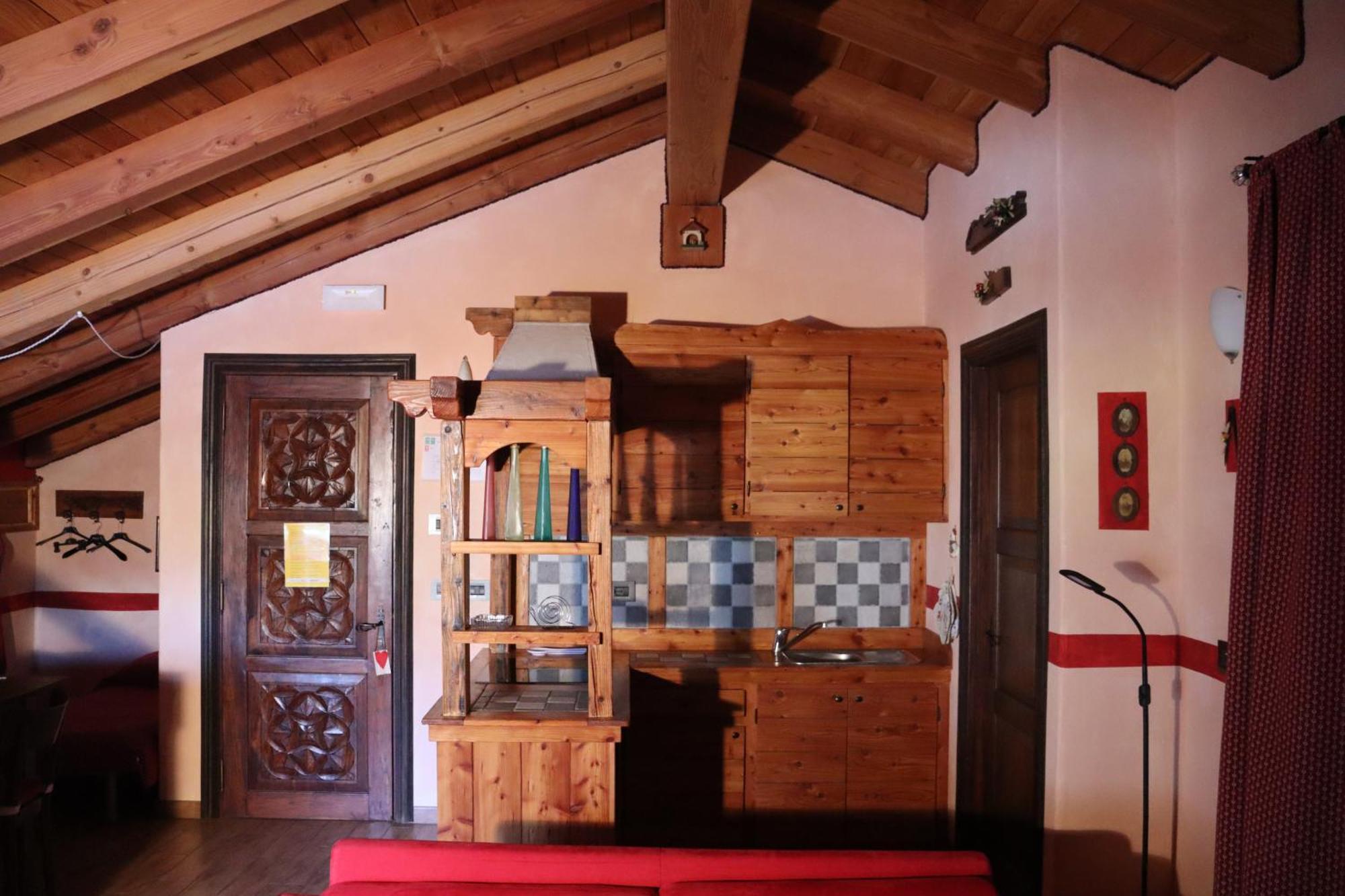 Agriturismo B&B Chevres A Cheval Charvensod Eksteriør billede