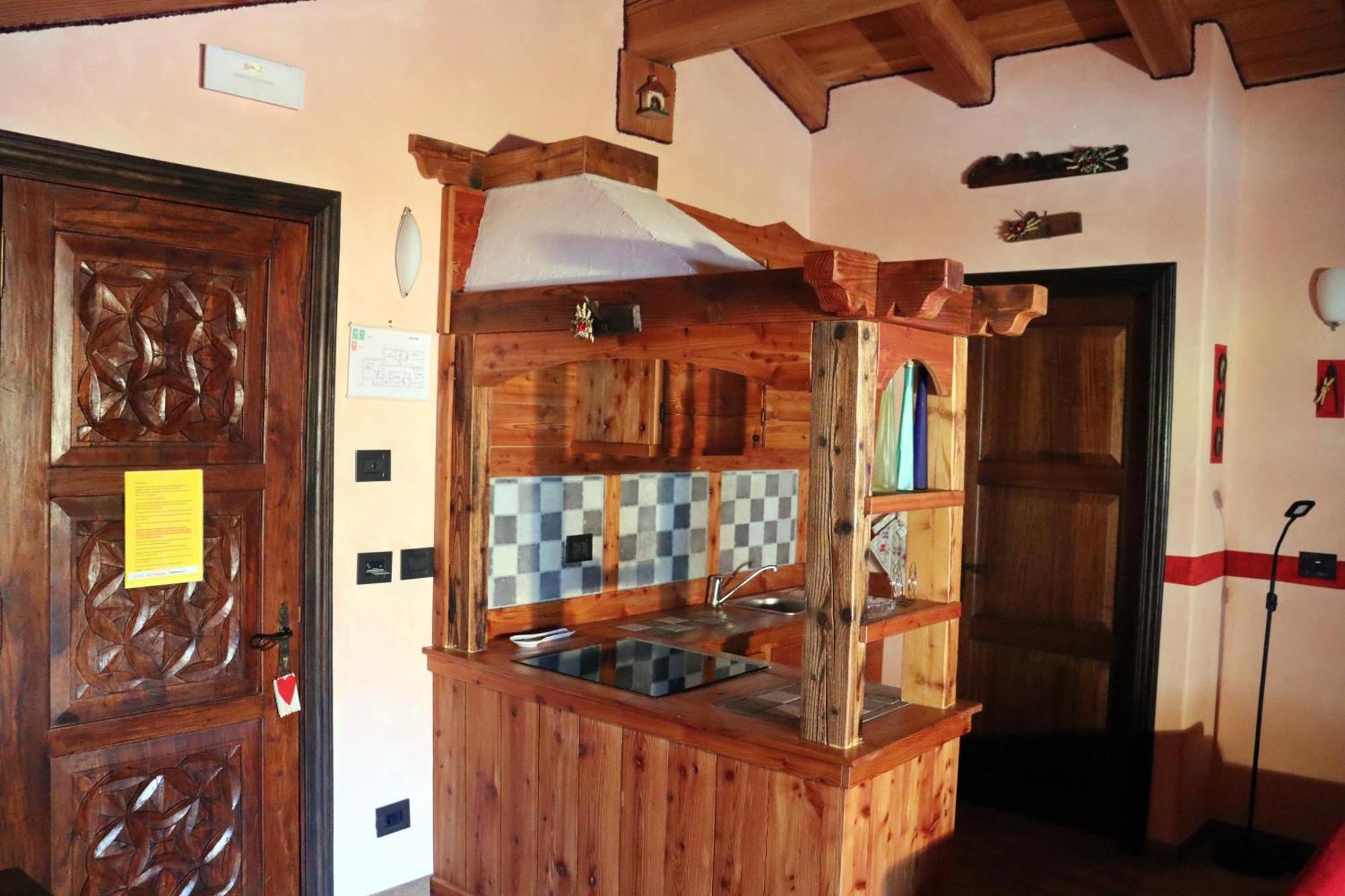 Agriturismo B&B Chevres A Cheval Charvensod Eksteriør billede